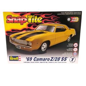 Revell #1959 '69 Yellow Camaro Z/28 SS SnapTite 1/25 Scale Model Kit Unbuilt